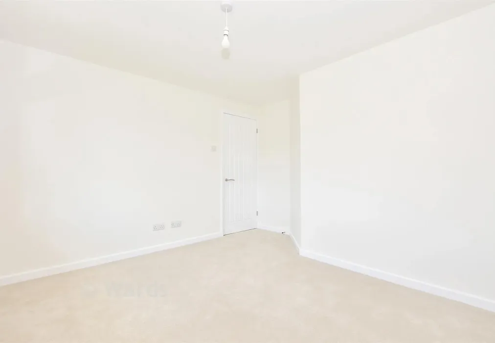 Bedroom 1 - Bell Road, Maidstone, Kent - Wards of Kent
