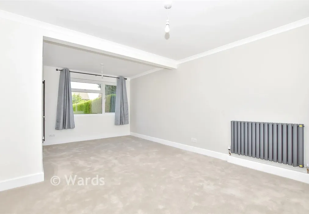 Lounge/Diner - Bell Road, Maidstone, Kent - Wards of Kent