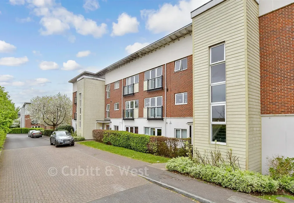 External (Web) - Park View Road, Leatherhead, Surrey - Wards of Kent