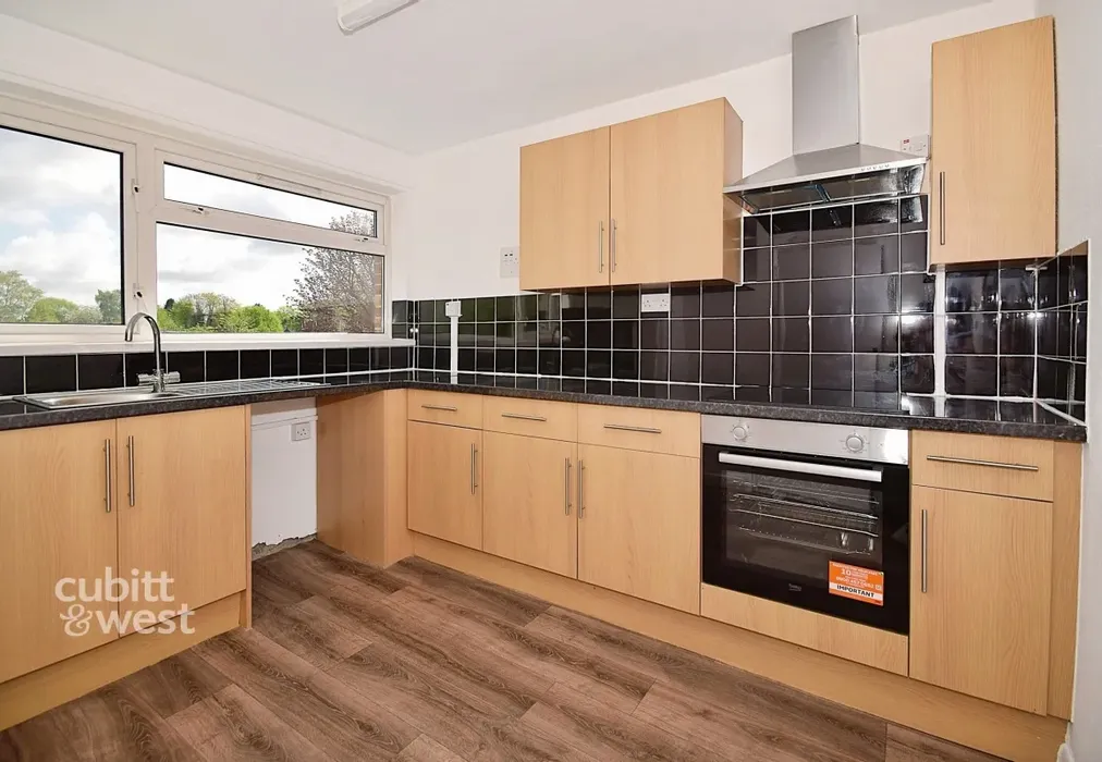 03a60f41-DSC_4244 - Priors Dean Road Winchester SO22 - Wards of Kent