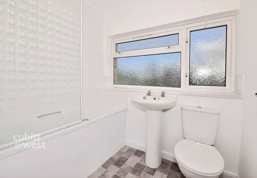 57108cf3-DSC_4254 - Priors Dean Road Winchester SO22 - Wards of Kent