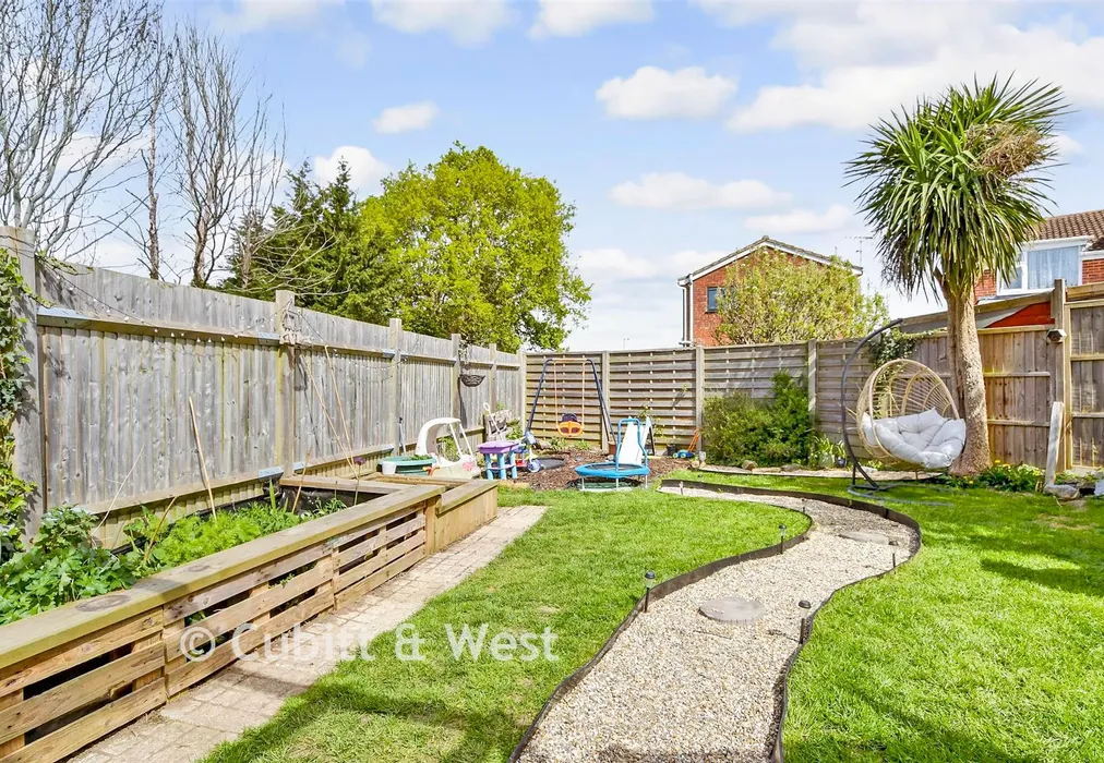 Rear Garden - Addison Way, Bognor Regis, West Sussex - Wards of Kent