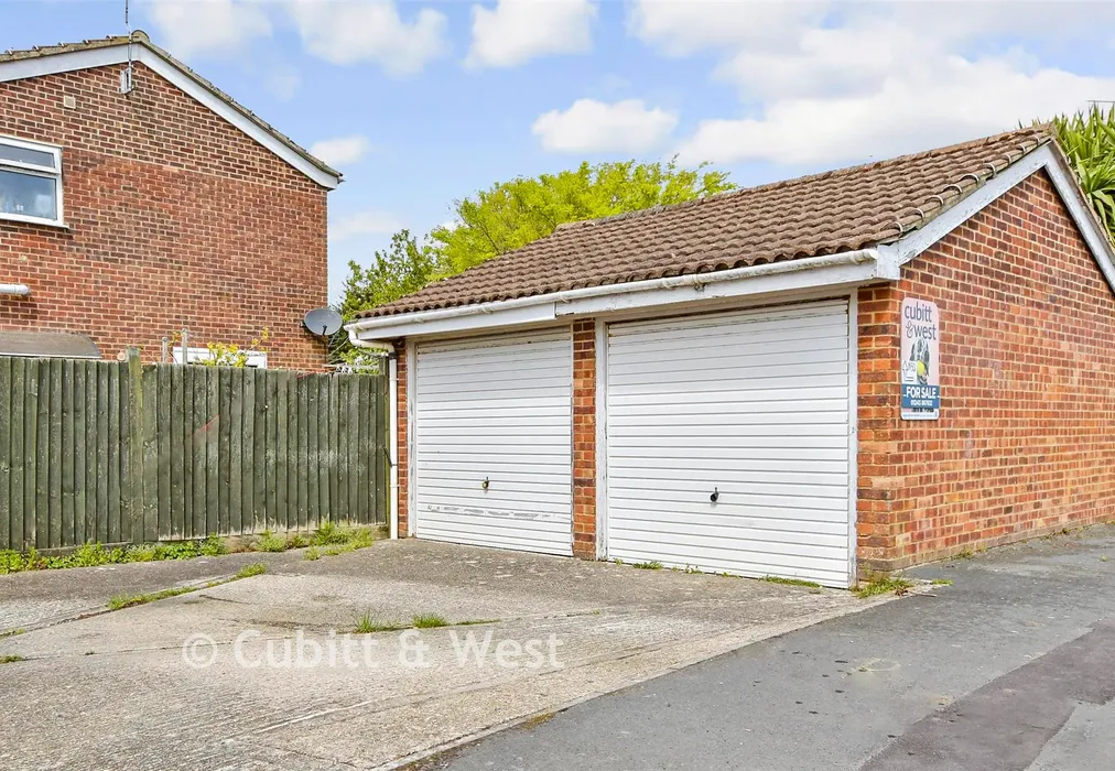 Garage - Addison Way, Bognor Regis, West Sussex - Wards of Kent