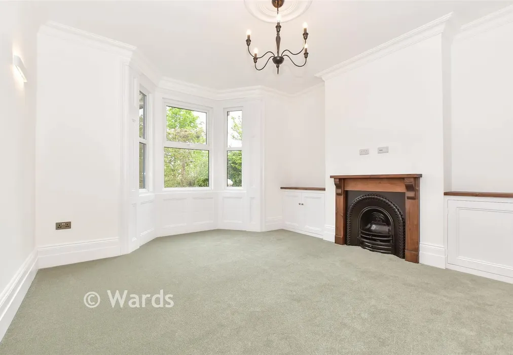 Lounge - Stonehorse Lane, Rochester, Kent - Wards of Kent
