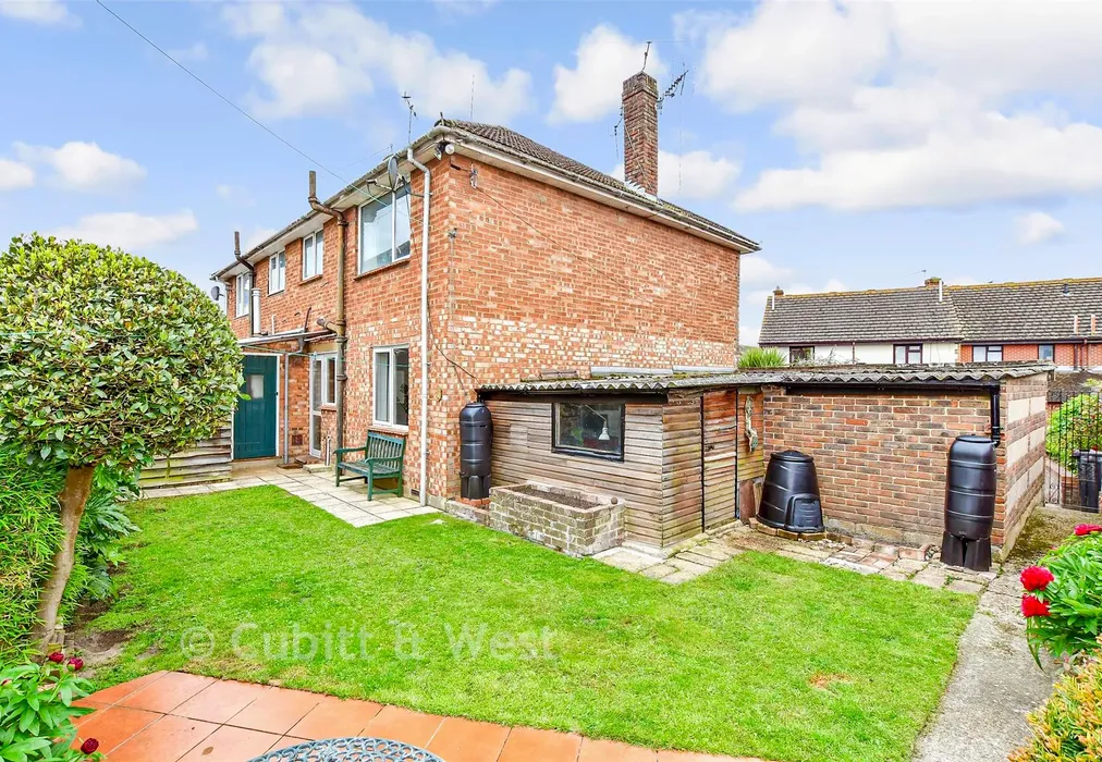 Rear Garden - Staunton Road, Havant, Hampshire - Wards of Kent