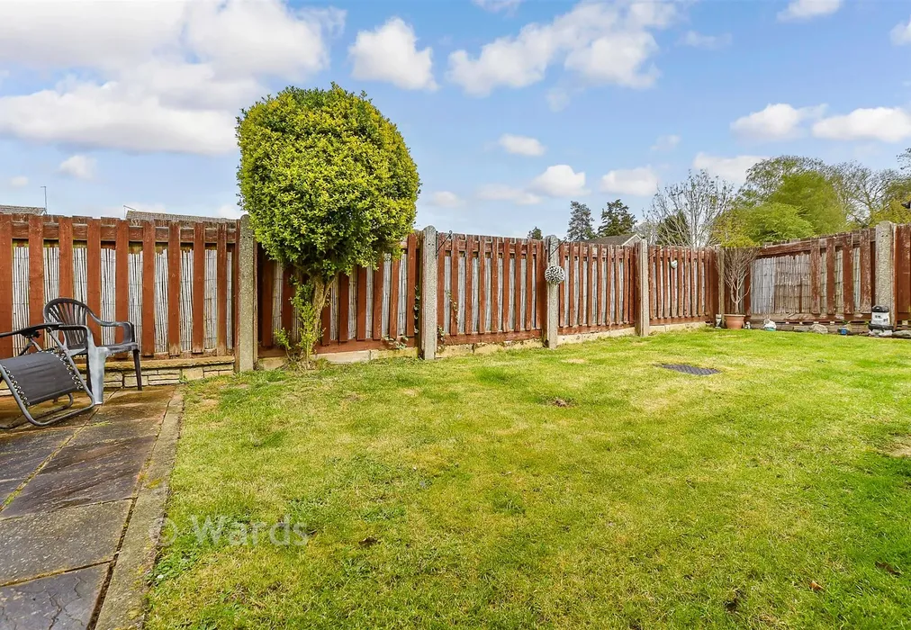 Rear Garden - Welland Road, Tonbridge, Kent - Wards of Kent