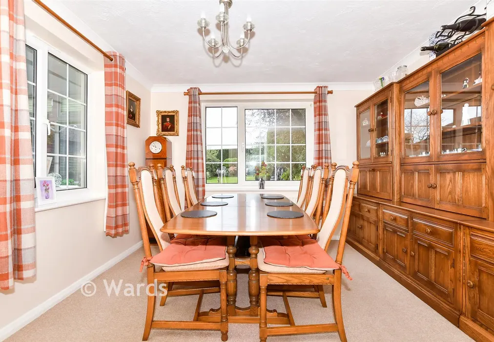 Dining Room - Butchers Lane, Mereworth, Maidstone, Kent - Wards of Kent
