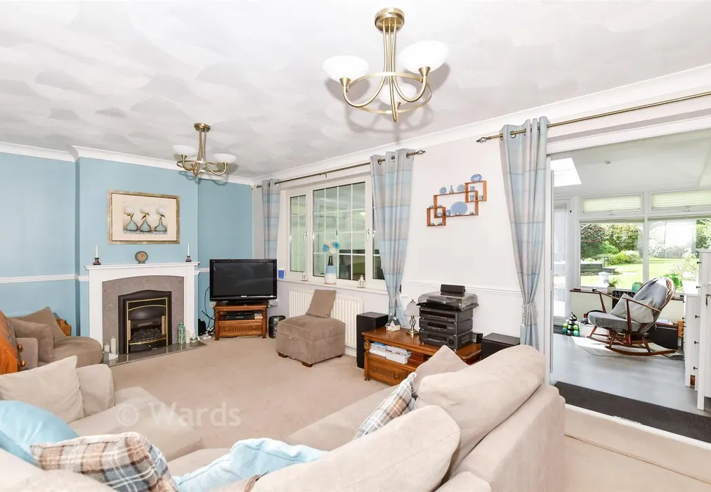 Sitting Room - Butchers Lane, Mereworth, Maidstone, Kent - Wards of Kent