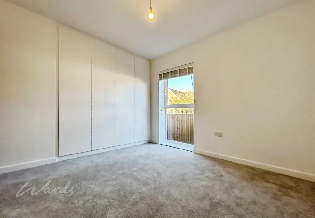 bed 1 - Station Road Paddock Wood TN12 - Wards of Kent