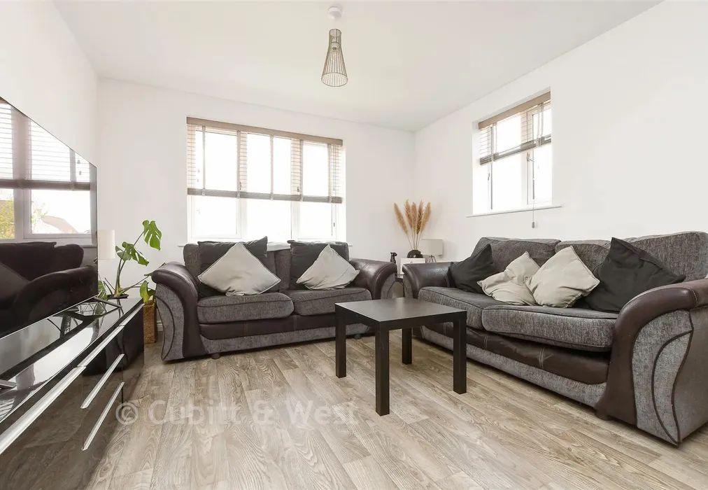 Kitchen Lounge/Diner - Westvale Road, Horley, Surrey - Wards of Kent