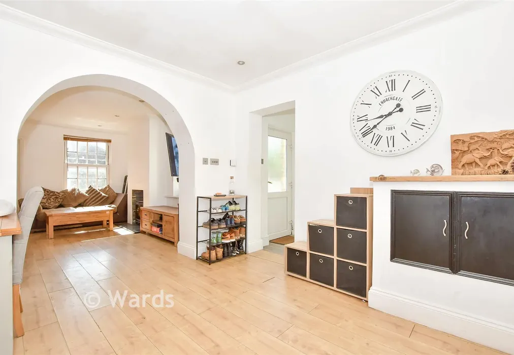 Dining Area - Weavering Street, Weavering, Kent - Wards of Kent
