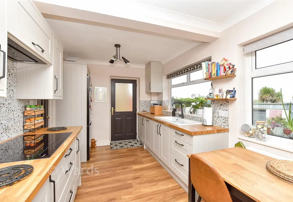 Kitchen/Diner - Cliff Gardens, Minster On Sea, Sheerness, Kent - Wards of Kent