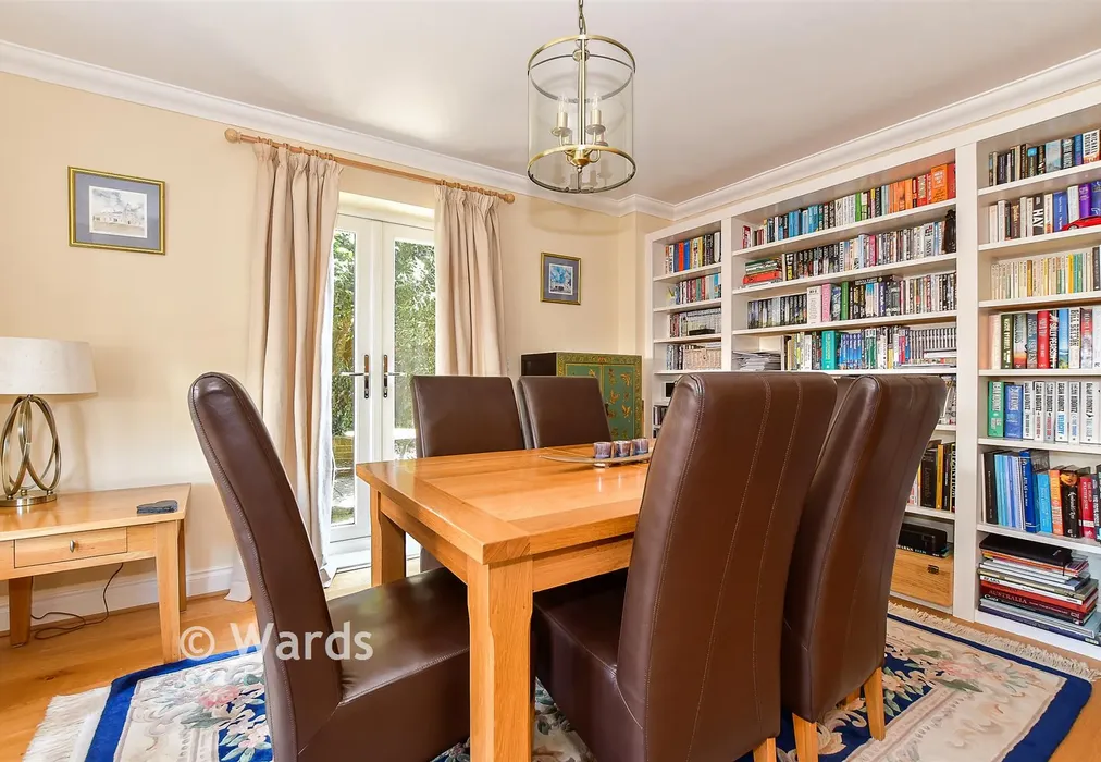 Dining Room - Kings Road, Tonbridge, Kent - Wards of Kent