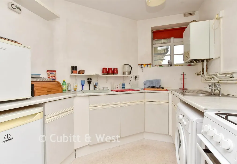 Kitchen - Brighton Road, Purley, Surrey - Wards of Kent