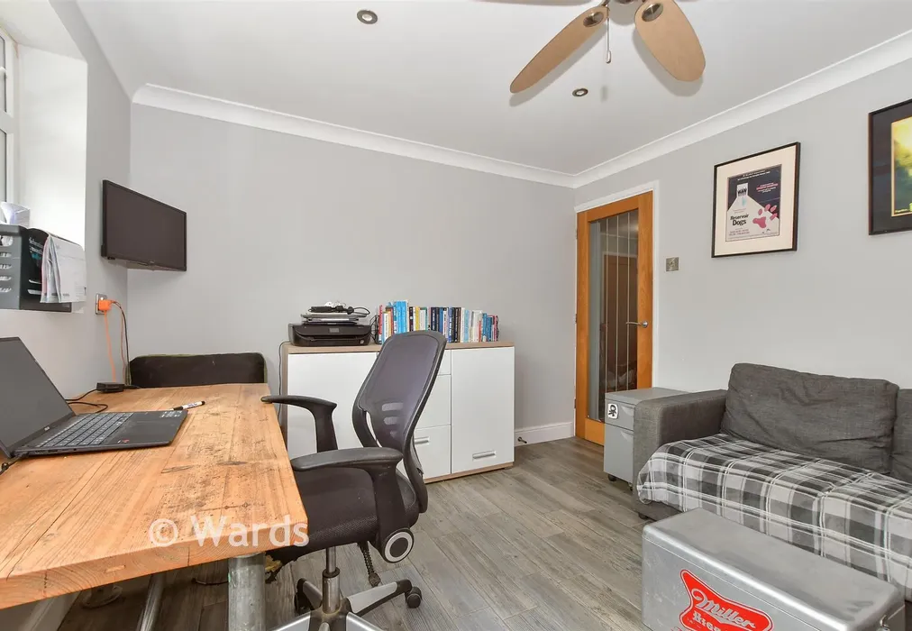 Office - Ghyllside Road, Northiam, Rye, East Sussex - Wards of Kent