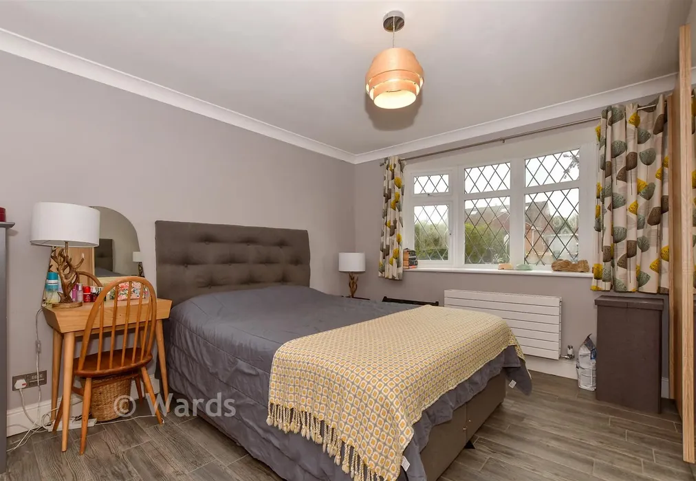 Bedroom 1 - Ghyllside Road, Northiam, Rye, East Sussex - Wards of Kent