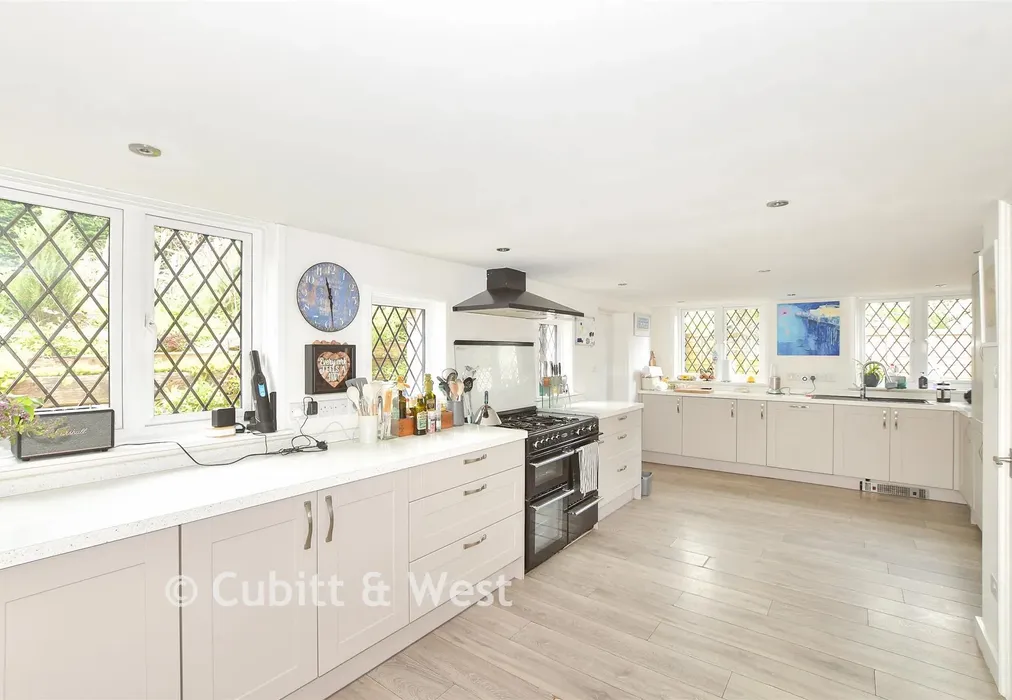 Kitchen/Breakfast Room - Hempstead Lane, Uckfield, East Sussex - Wards of Kent