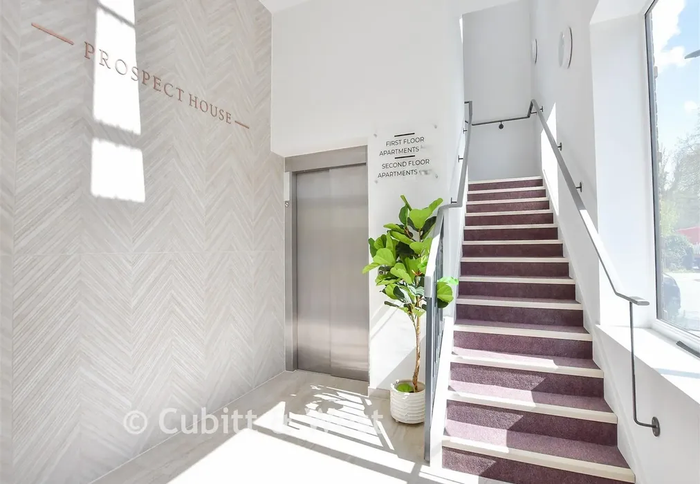Internal Feature - Prospect House, Outwood Lane, Chipstead, Surrey - Wards of Kent