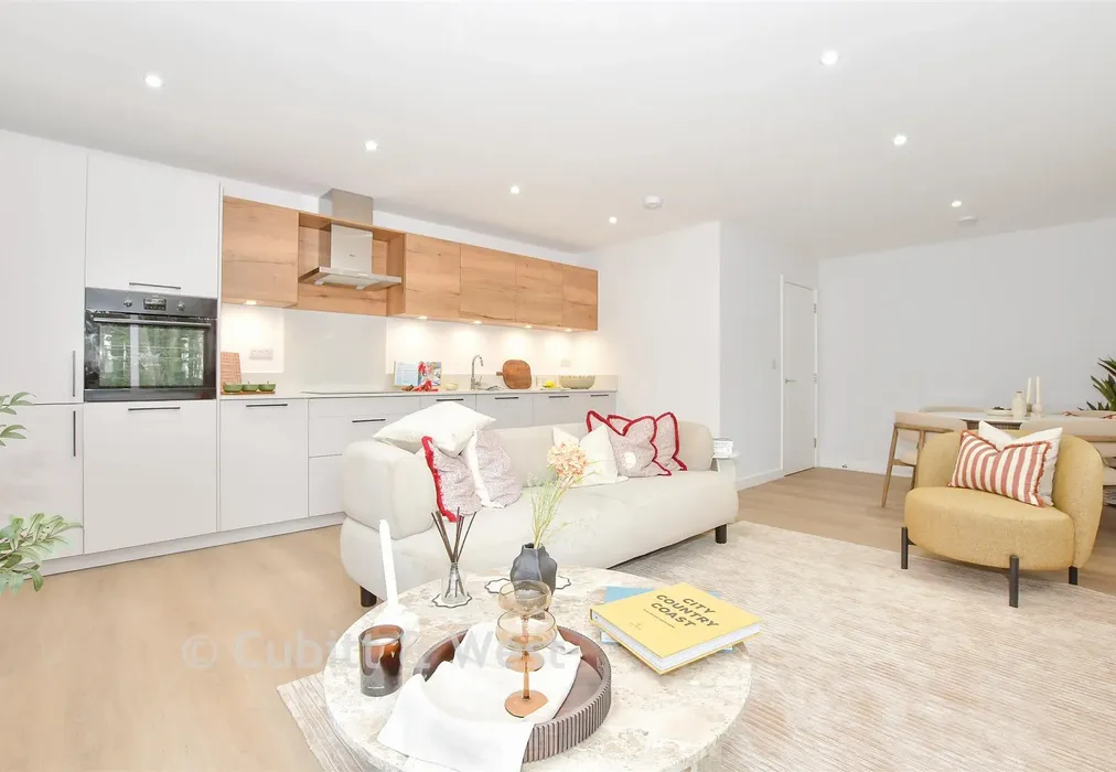 Lounge/Kitchen/Diner - Prospect House, Outwood Lane, Chipstead, Surrey - Wards of Kent