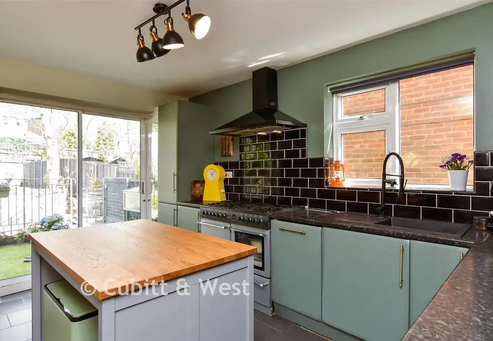 Lounge/ Kitchen/ Dining Area - The Brow, Woodingdean, Brighton, East Sussex - Wards of Kent