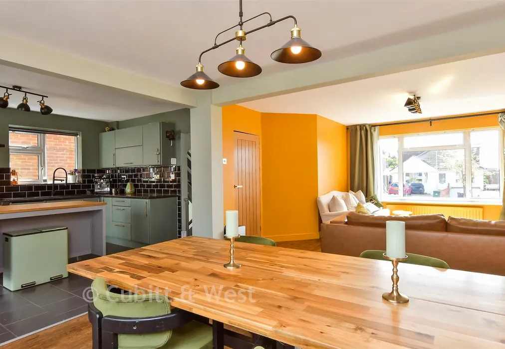 Internal Lifestyle Photograph - The Brow, Woodingdean, Brighton, East Sussex - Wards of Kent