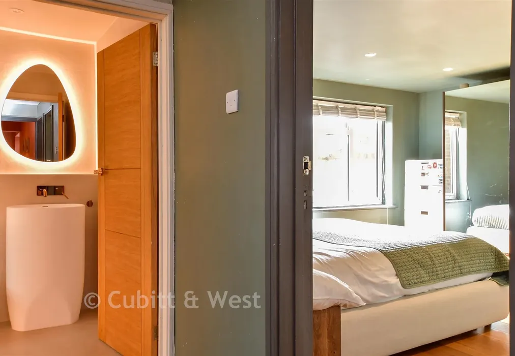 Internal Lifestyle Photograph - The Brow, Woodingdean, Brighton, East Sussex - Wards of Kent