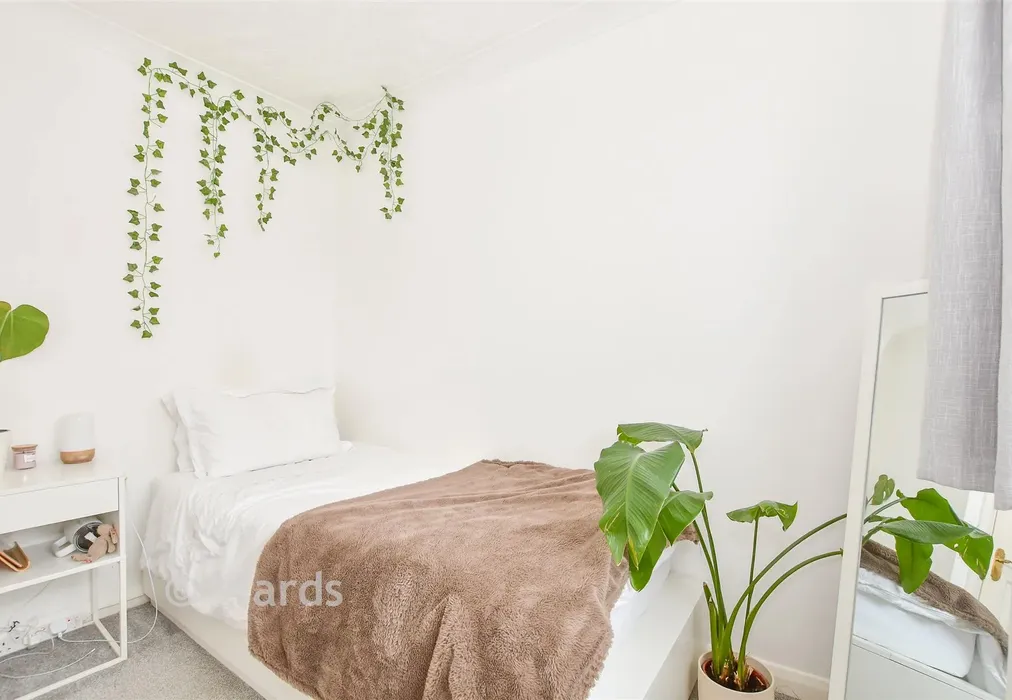 Bedroom 4 - Hazelwood Drive, Maidstone, Kent - Wards of Kent