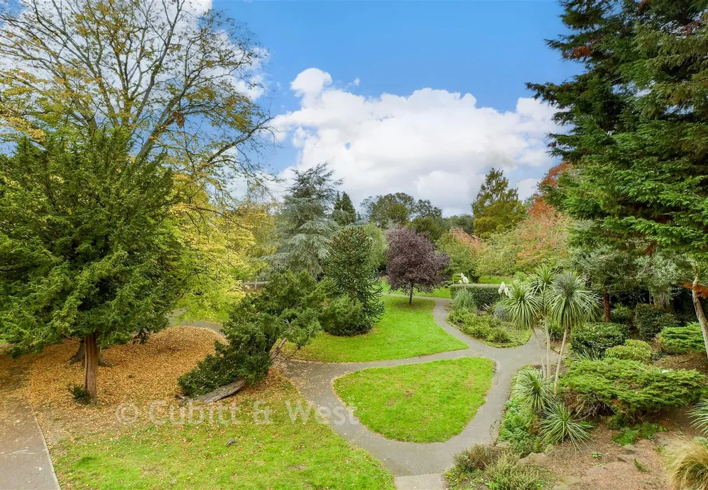 Local Area - Grove House, The Green, Carshalton, Surrey - Wards of Kent
