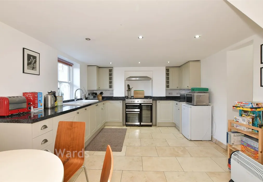 Kitchen/Diner - Trinity Square, Margate, Kent - Wards of Kent