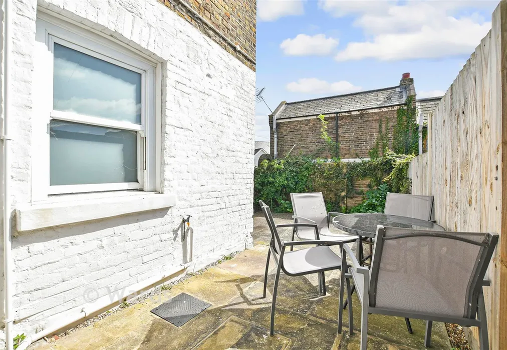 Rear Garden - Trinity Square, Margate, Kent - Wards of Kent