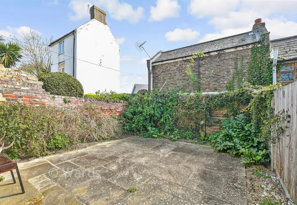 Rear Garden - Trinity Square, Margate, Kent - Wards of Kent