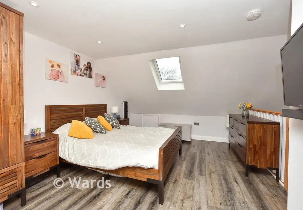 Bedroom 1 - Leeward Road, Rochester, Medway - Wards of Kent