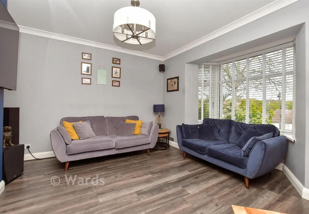 Lounge - Leeward Road, Rochester, Medway - Wards of Kent