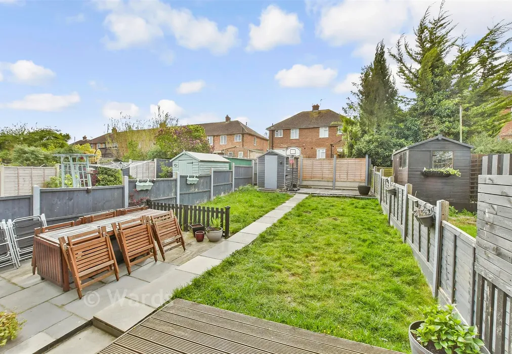 Rear Garden - Leeward Road, Rochester, Medway - Wards of Kent