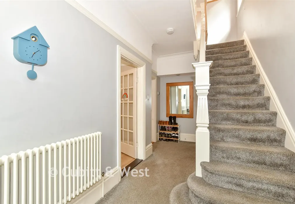 Hallway - Kirby Road, Portsmouth, Hampshire - Wards of Kent