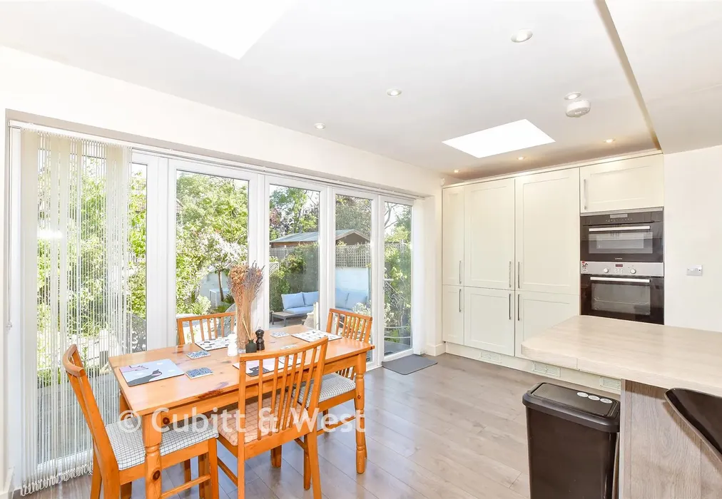 Dining Area - Eastney Farm Road, Southsea, Hampshire - Wards of Kent