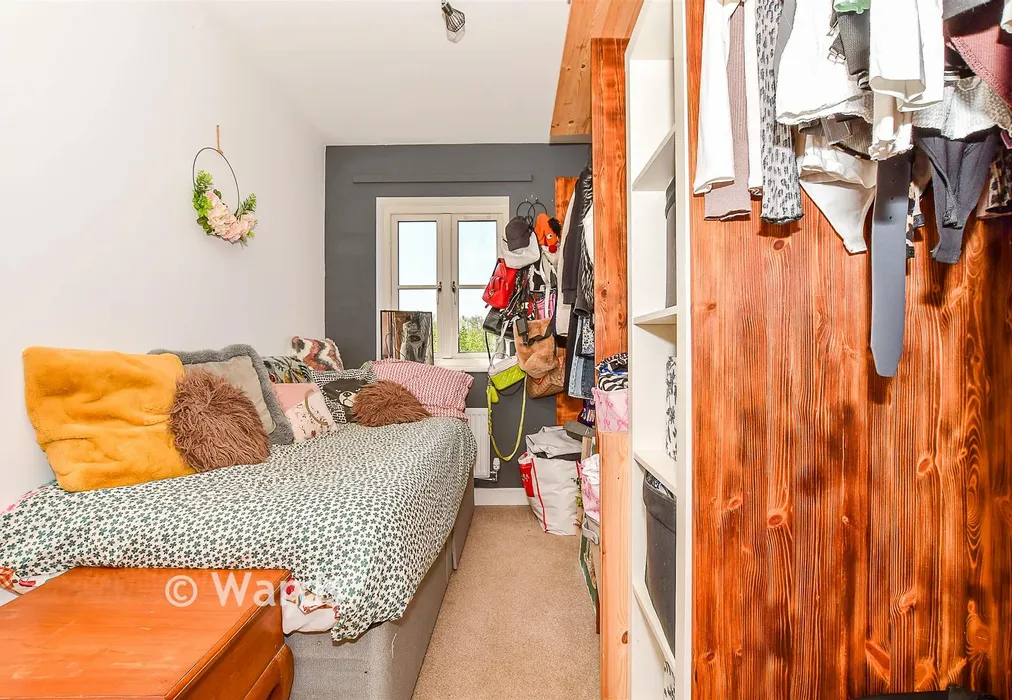 Bedroom 3 - Halden Field, Rolvenden, Cranbrook, Kent - Wards of Kent
