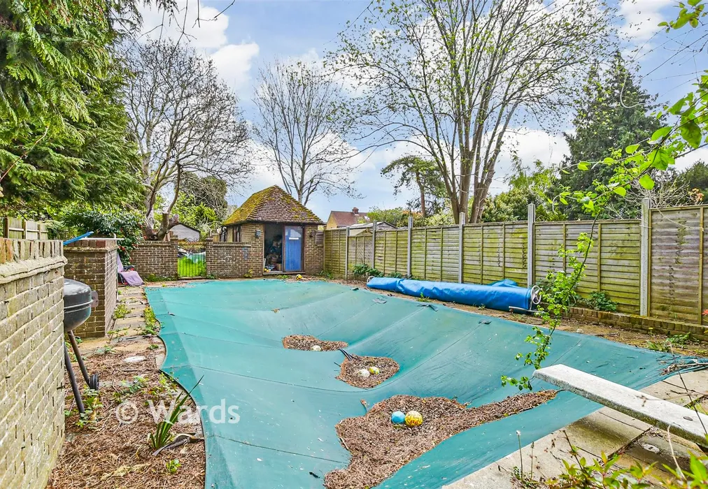 Swimming Pool - Loose Road, Maidstone, Kent - Wards of Kent