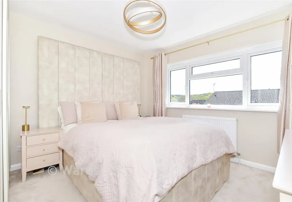Bedroom 1 - Merton Road, Bearsted, Maidstone, Kent - Wards of Kent