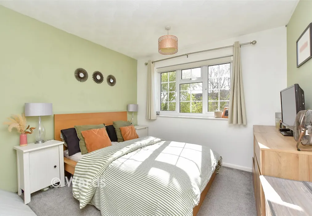 Bedroom 1 - Macklands Way, Rainham, Gillingham, Kent - Wards of Kent