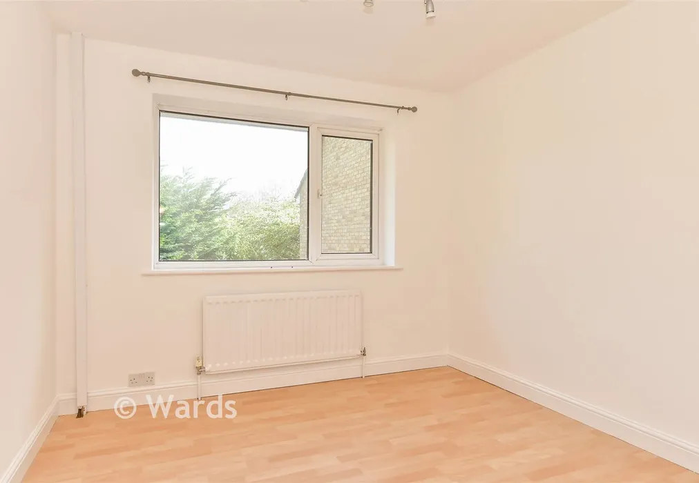Bedroom 2 - Olivers Mill, New Ash Green, Longfield, Kent - Wards of Kent