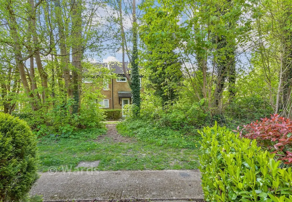 Views To Front - Olivers Mill, New Ash Green, Longfield, Kent - Wards of Kent
