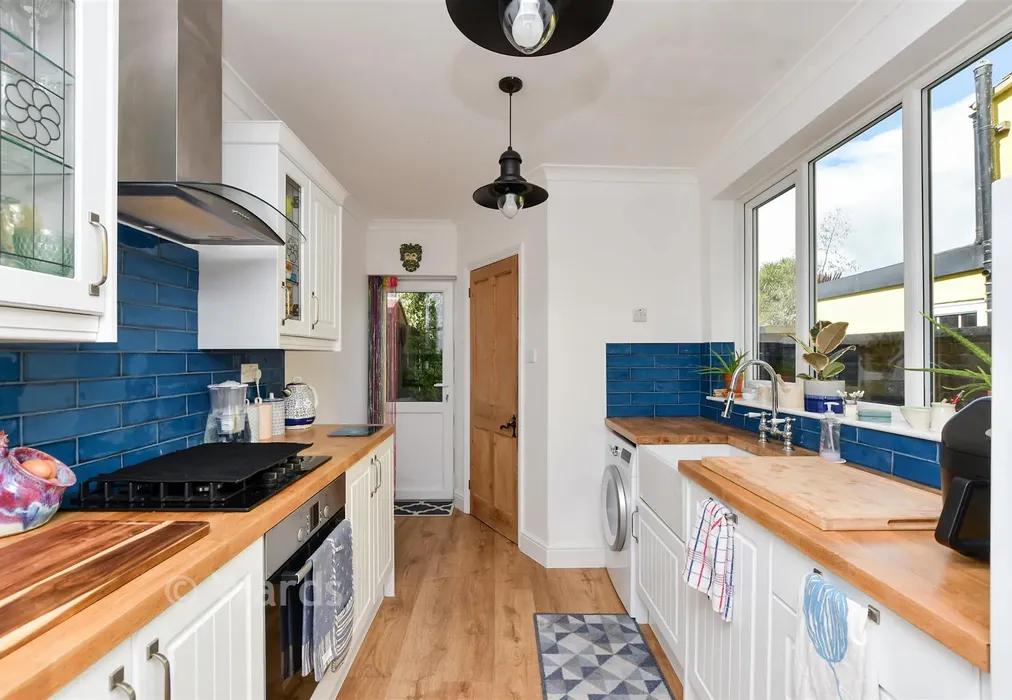 Kitchen - West Street, Deal, Kent - Wards of Kent