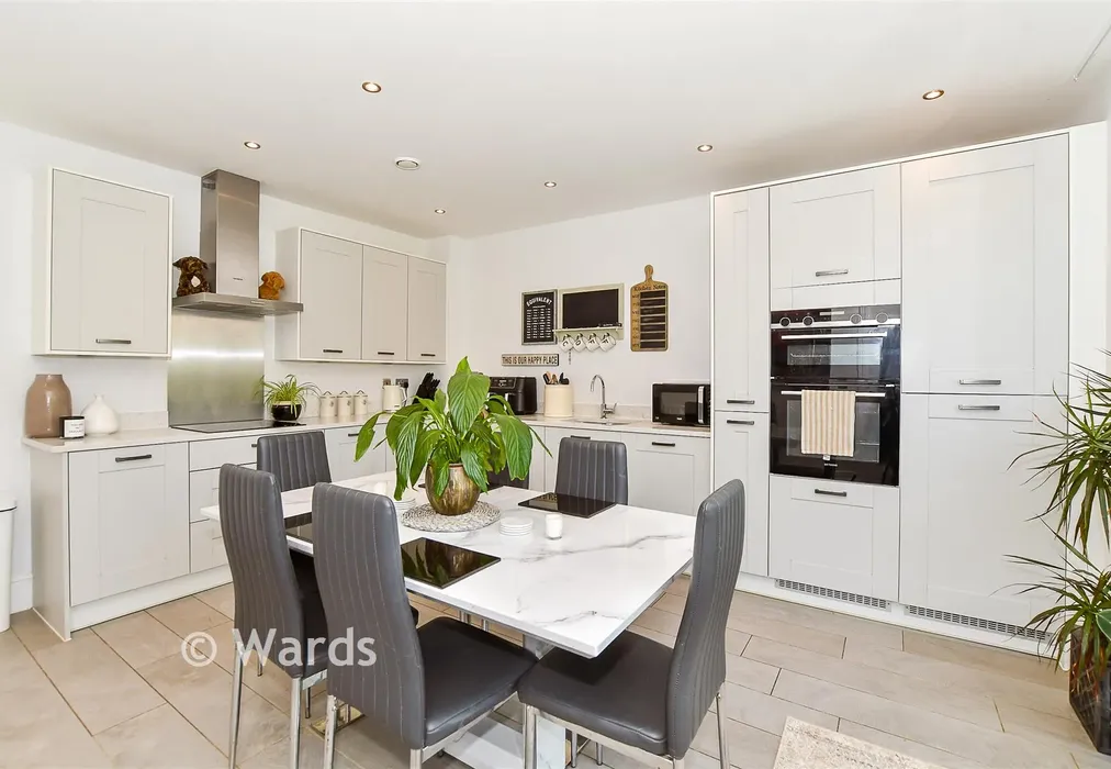 Kitchen/ Diner - Great Threads, Staplehurst, Kent - Wards of Kent