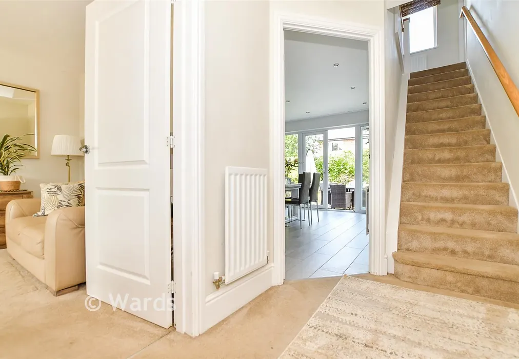 Hallway - Great Threads, Staplehurst, Kent - Wards of Kent