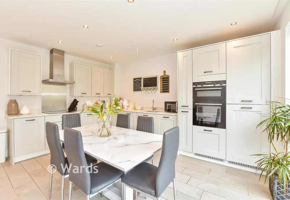 Kitchen/ Diner - Great Threads, Staplehurst, Kent - Wards of Kent