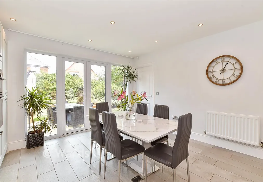 Kitchen/ Diner - Great Threads, Staplehurst, Kent - Wards of Kent