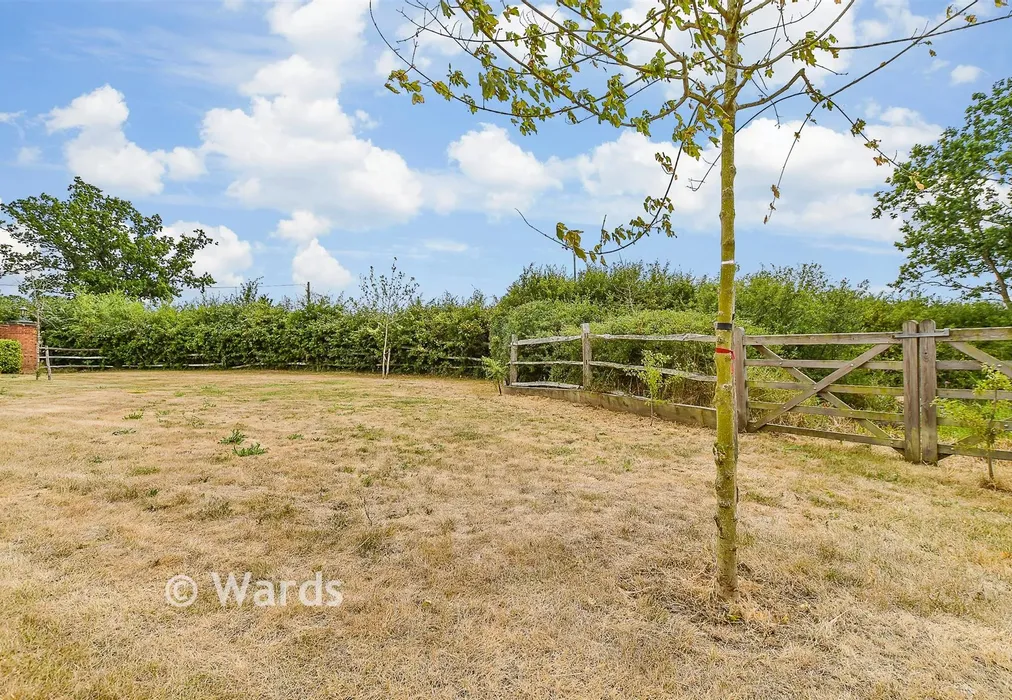 Surrounding Area - Great Threads, Staplehurst, Kent - Wards of Kent