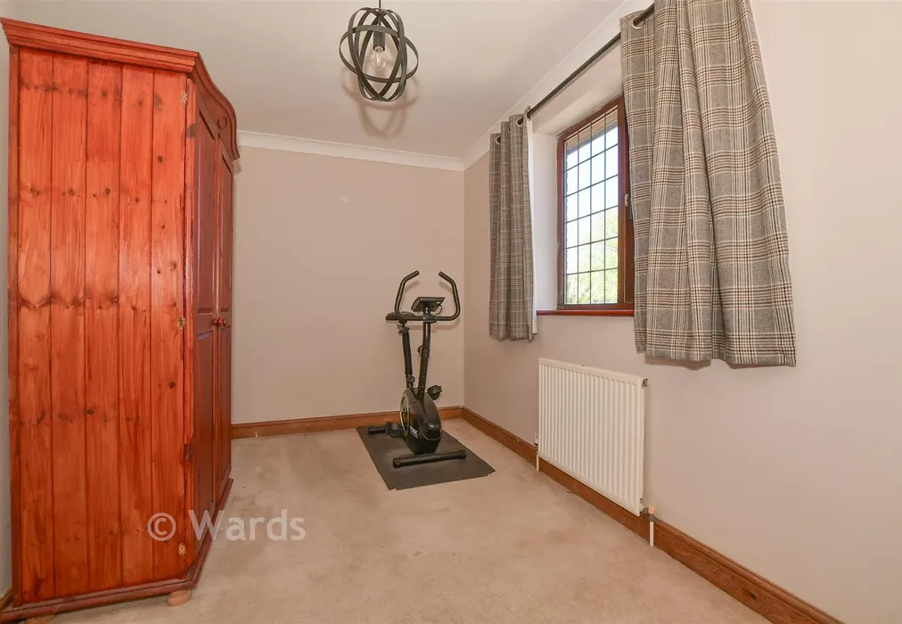 Bedroom 4 - Epple Bay Avenue, Birchington, Kent - Wards of Kent