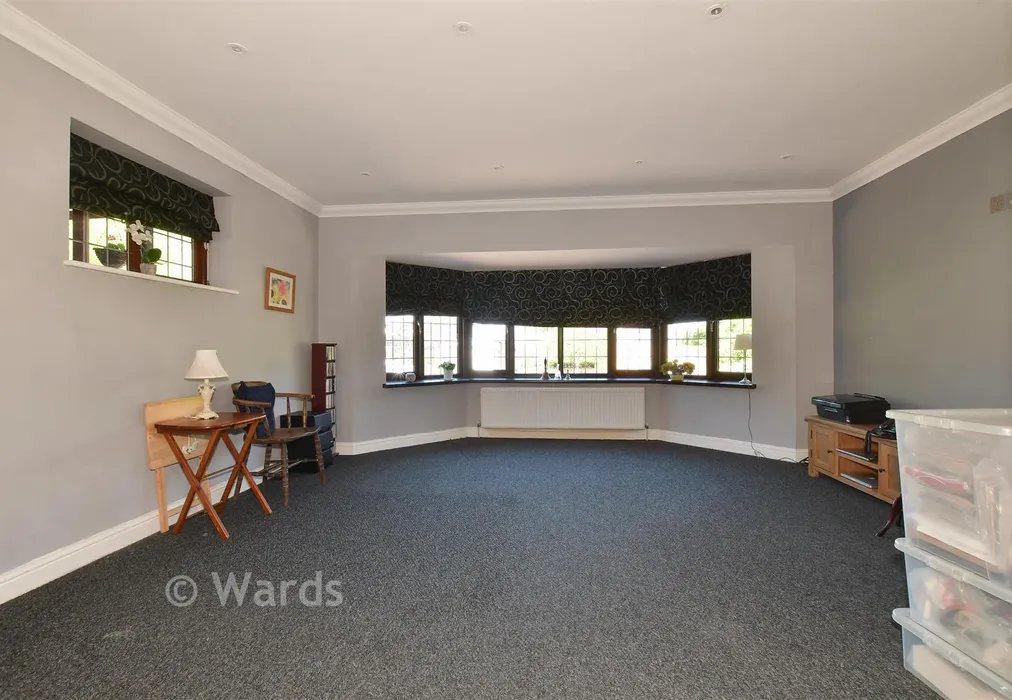 Family Room - Epple Bay Avenue, Birchington, Kent - Wards of Kent